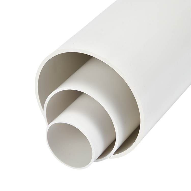 Tubo de UPVC de cor branca